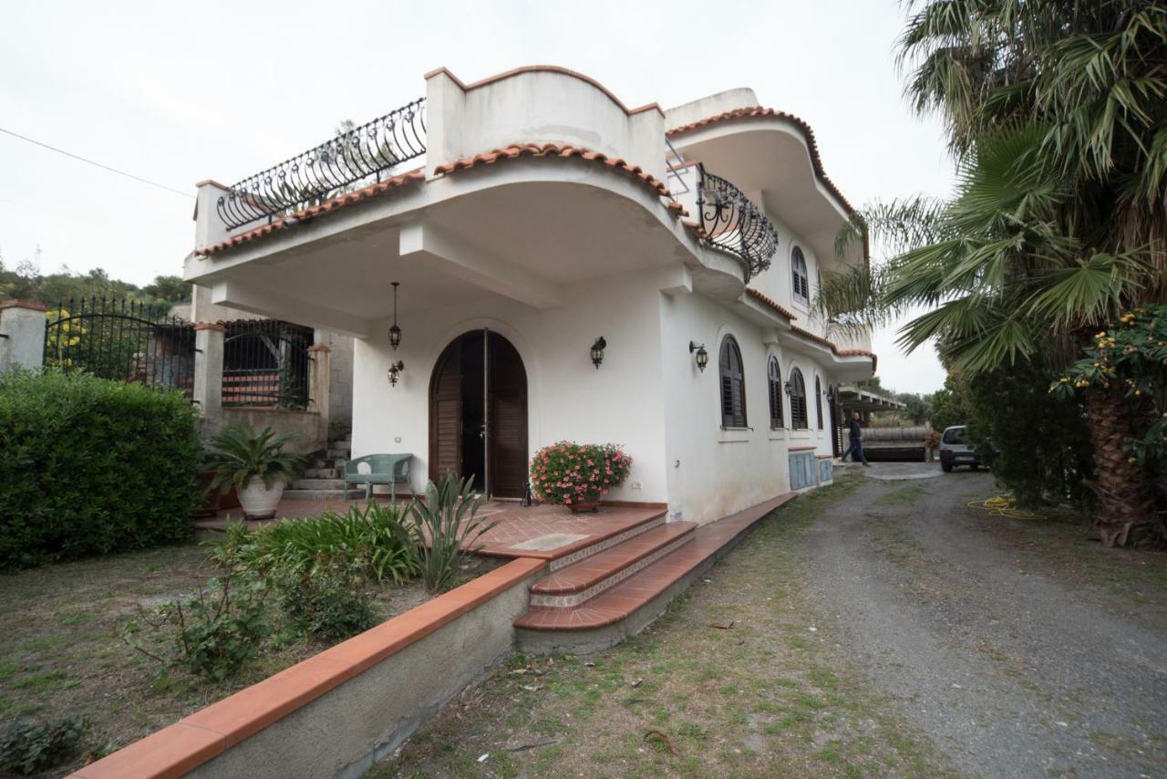 Casa Salice Hotel SantʼAlessio Siculo Exterior foto